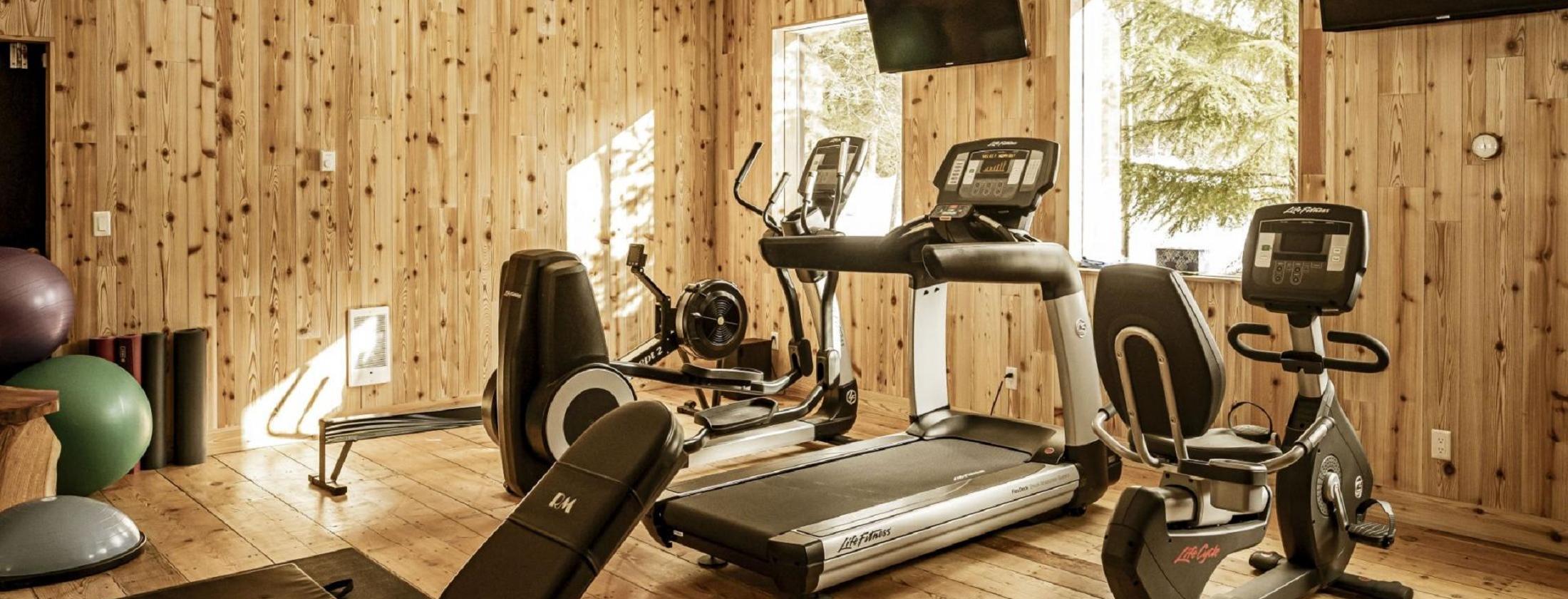 Five Peaks Chalet, Revelstoke