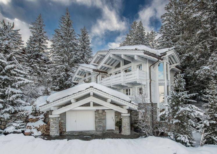 Image of Chalet White Dream