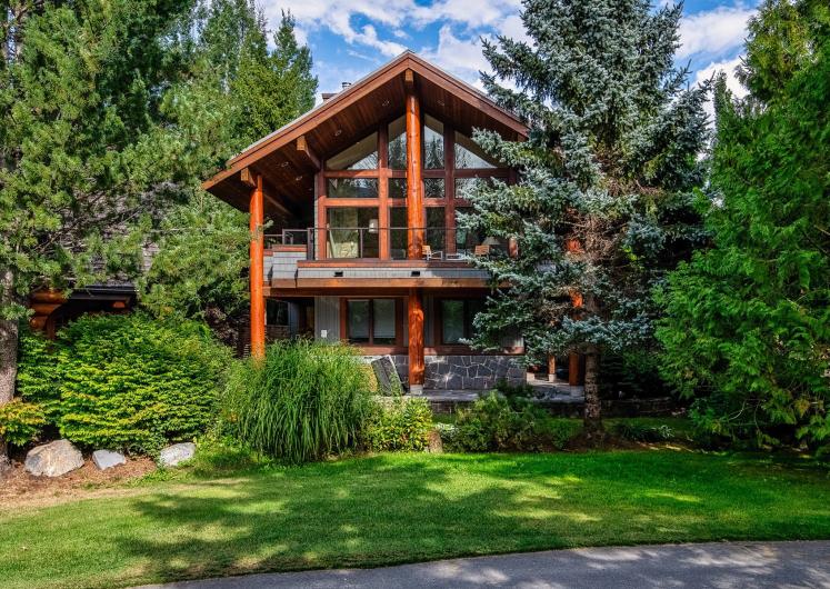 Image of Snow Crest Lodge