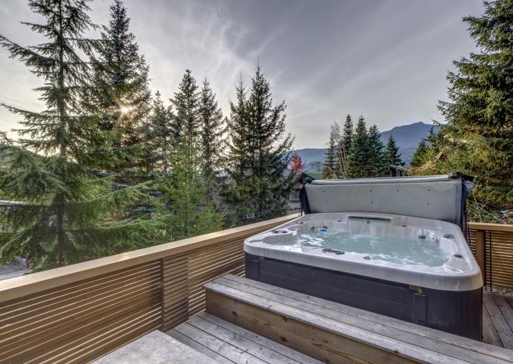 Image of Chalet Snowridge Views