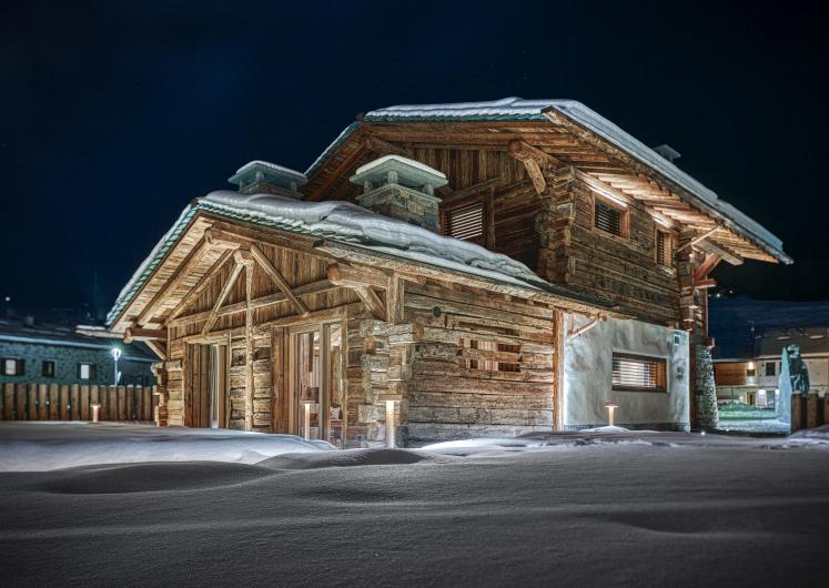 Image of Chalet Akon