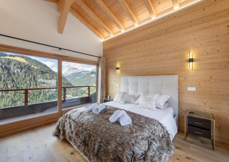 Image of Chalet Black Diamond