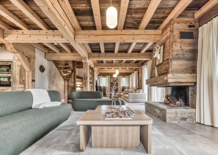 Image of Chalet White Fox
