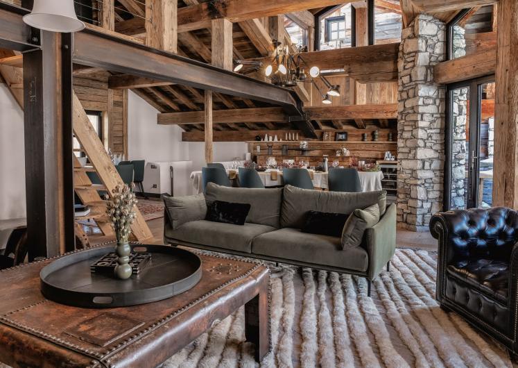 Image of Chalet Face