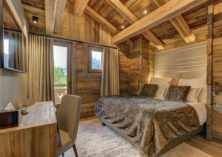Image of Chalet Aster