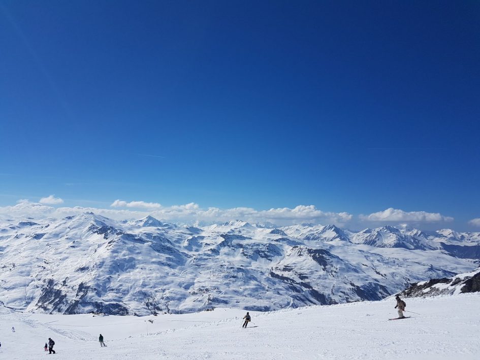 best pistes in Val Thorens, Val Thorens skiing, ski Val Thorens Skiin in Val Thorens, Best ski runs Val Thorens 