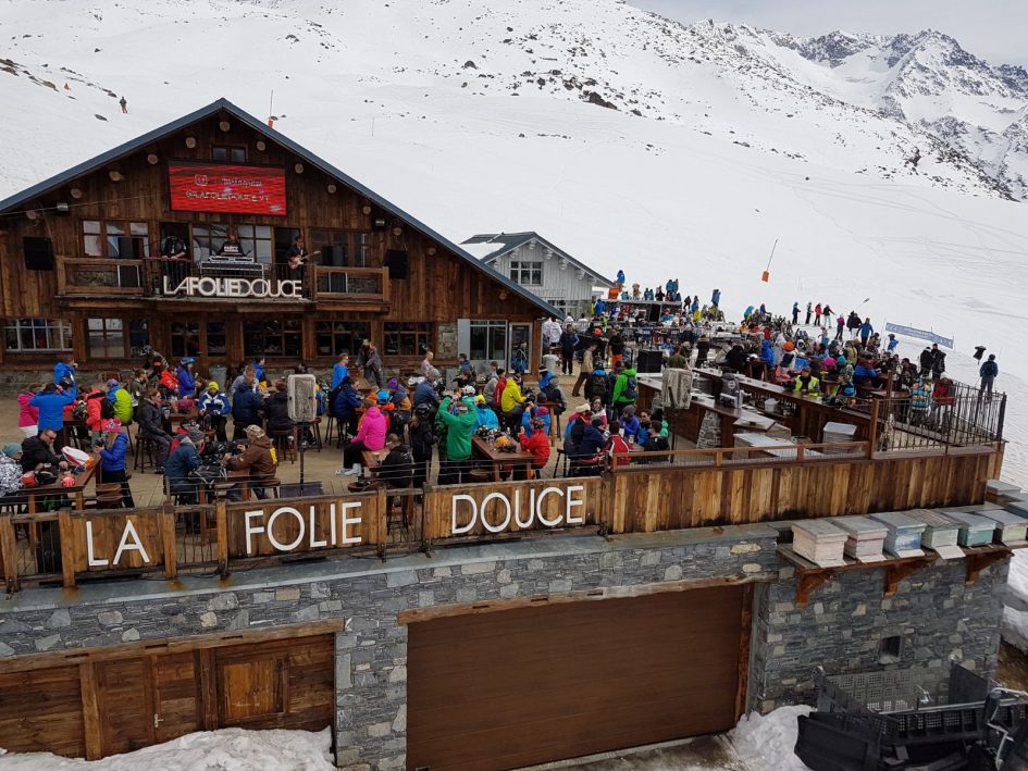 best pistes in Val Thorens, Val Thorens skiing, ski Val Thorens Skiin in Val Thorens, Best ski runs Val Thorens, folie douce Val Thorens, apres Val Thorens 