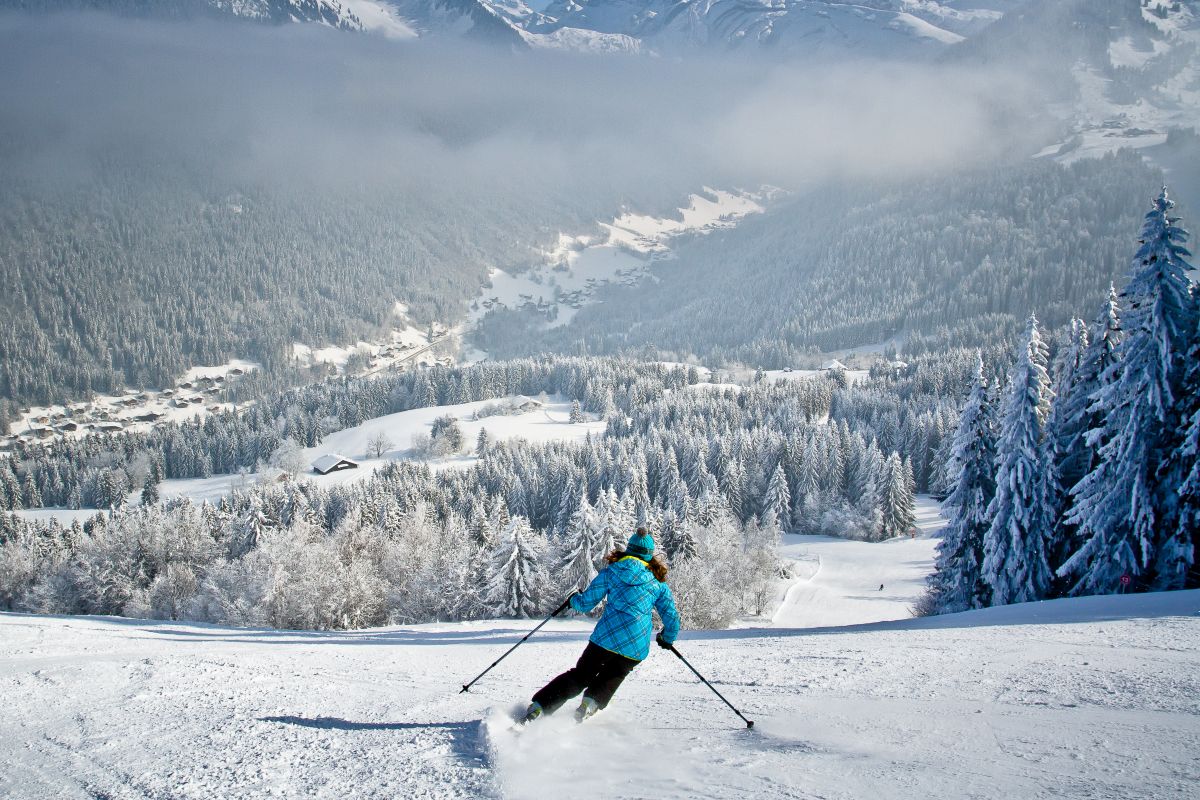 skiing in Morzine, ski holidays Morzine, ski Morzine, Morzine ski resort, Morzine ski area