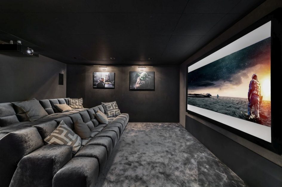 Chalet Lamartine, Megève Chalet Lamartine's cinema room offers a fantastic spot to relax in the evenings - a great way to unwind after a day of skiing in Megève!