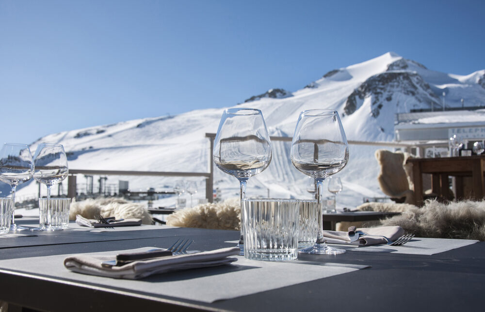 best restaurants in val d'Isere, Val d'Isere restaurants, Michelin dining in Val d'Isere, Michelin restaurant in Val d'Isere