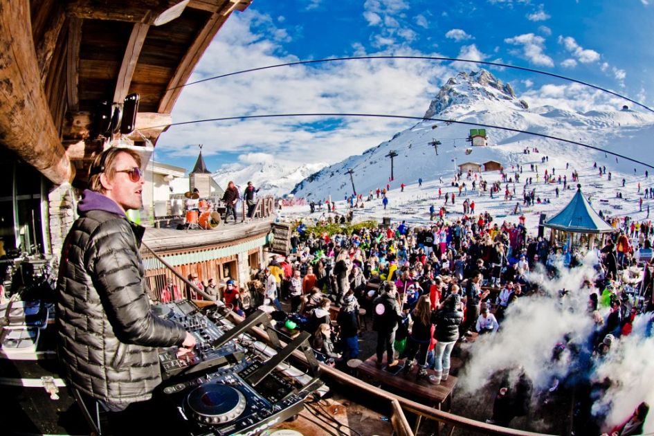 La Folie Douce Val d'Isère. Photo credit: La Folie Douce Val d'Isère La Folie Douce Val d'Isère, best apres ski in Val d'Isère, Val d'Isère apres ski