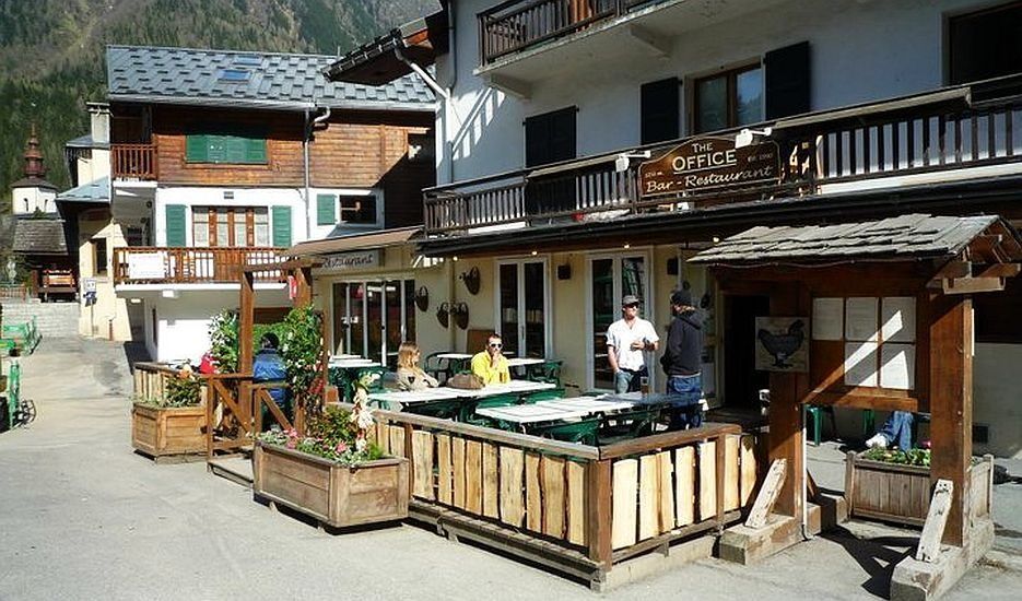 Office Bar - Chamonet Apres in Argentiere, Office Bar