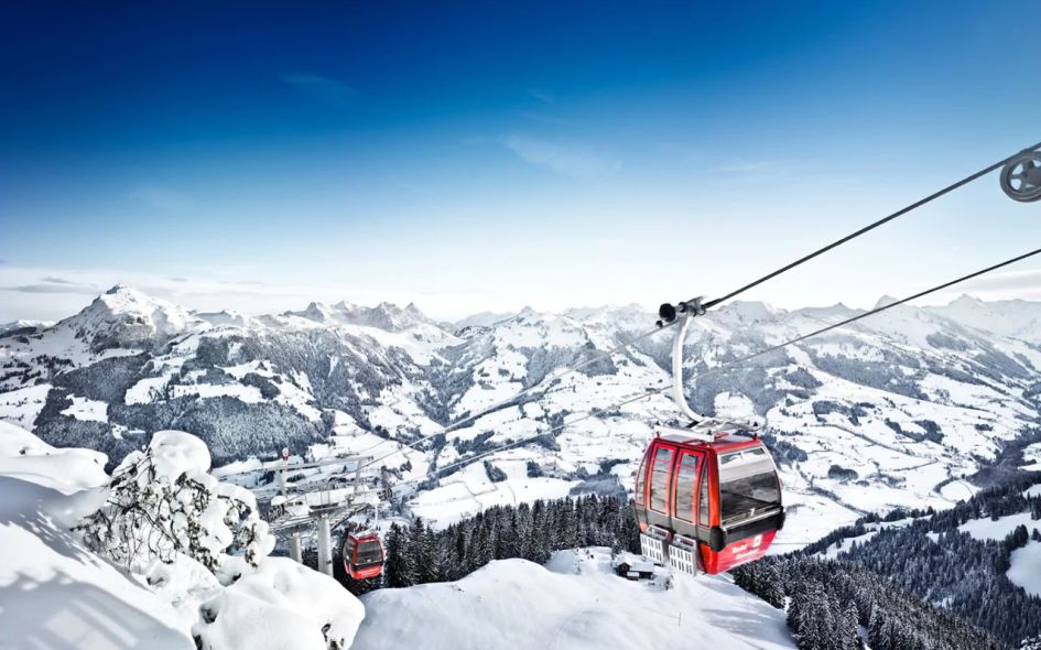 Why you need to convince your non-skier friends to want to go on a ski holiday