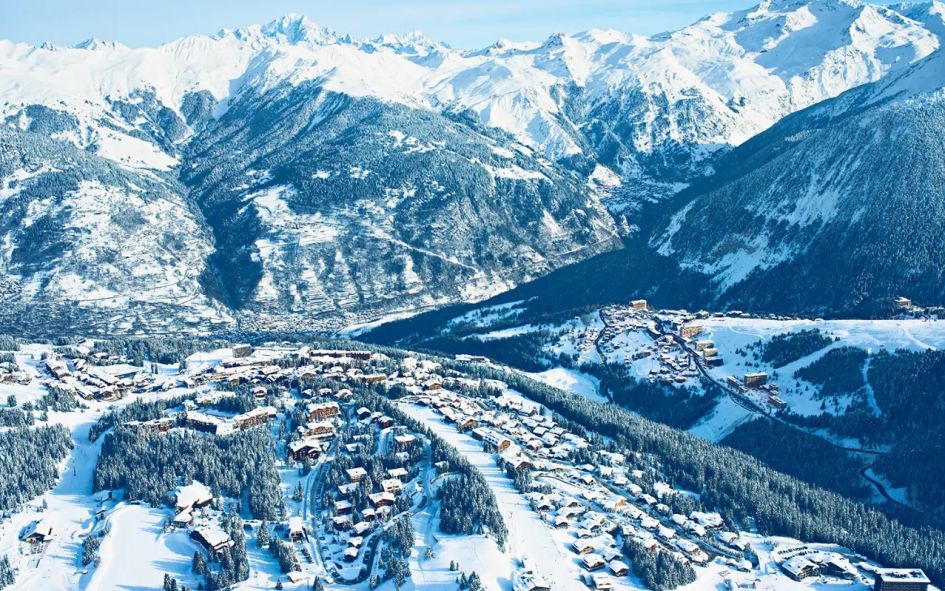 Courchevel at New Year, New Year in Courchevel, ski holiday in Courchevel, New Year ski holiday Courchevel