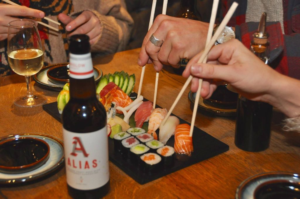 Dinner with friends at Aiseki Sushi in Verbier Aiseki sushi platter in Verbier, verbier restaurants, best restaurants in verbier, takeaway in verbier, living in verbier, verbier seasonal rentals, verbier resort guide