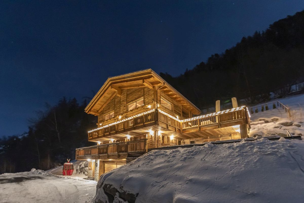 La Tzoumaz luxury chalet, Switzerland chalet, ski chalet Swiss Alps, ski holiday La Tzoumaz