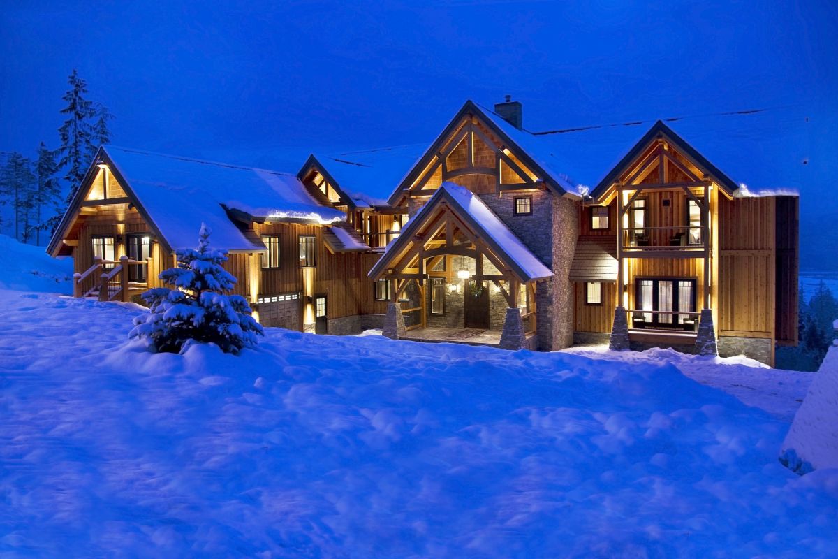 Bighorn Revelstoke, luxury chalet Revelstoke, luxury cabin Revelstoke, luxury cabin Canada, ski cabin Canada 