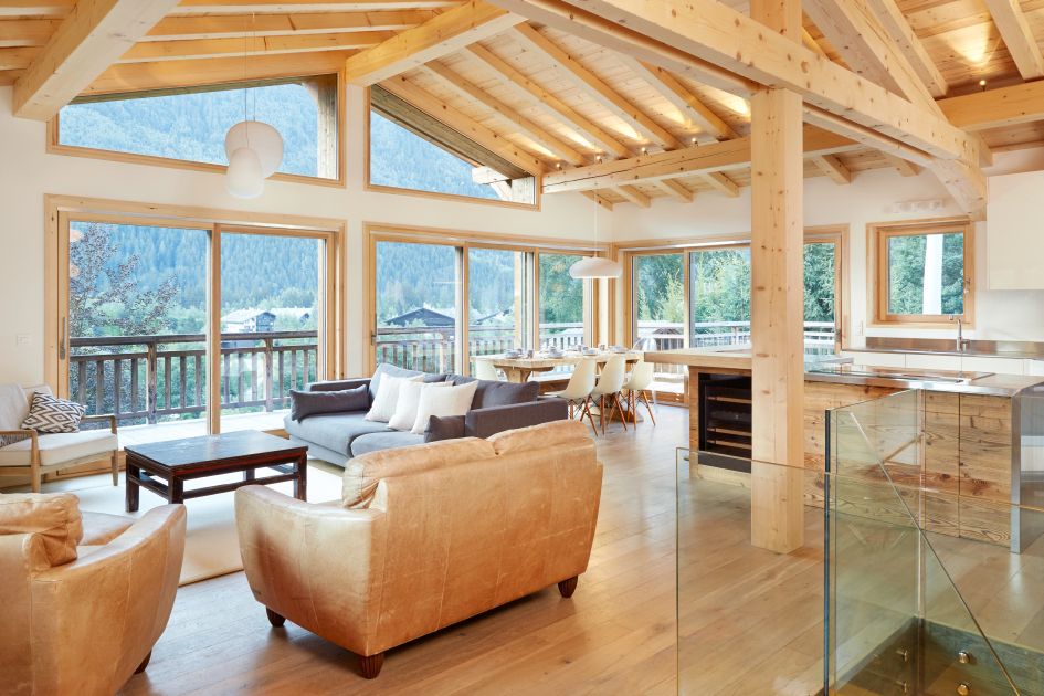 Eco Lodge, self-sufficient sustainable luxury ski chalet