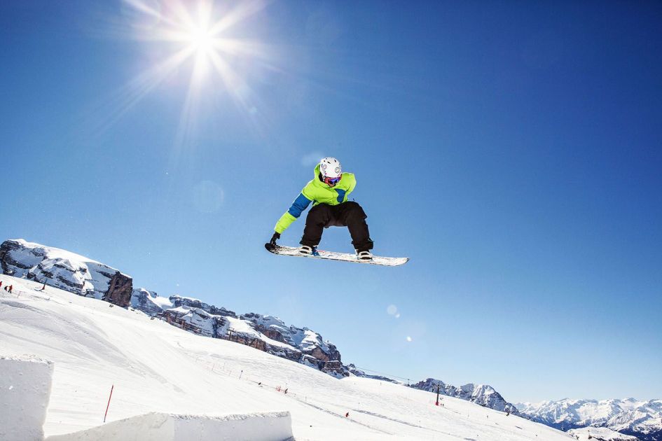 Snowboarding in Madonna di Campiglio. Snowpark in Madonna di Campiglio