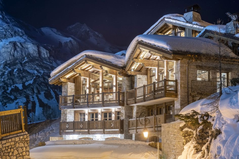 Grand Pré 4, Val d'Isere Grand Pré 4, ski in ski out chalets in Val d'Isère, bed and breakfast chalets in Val d'Isère, luxury chalets Val d'Isère