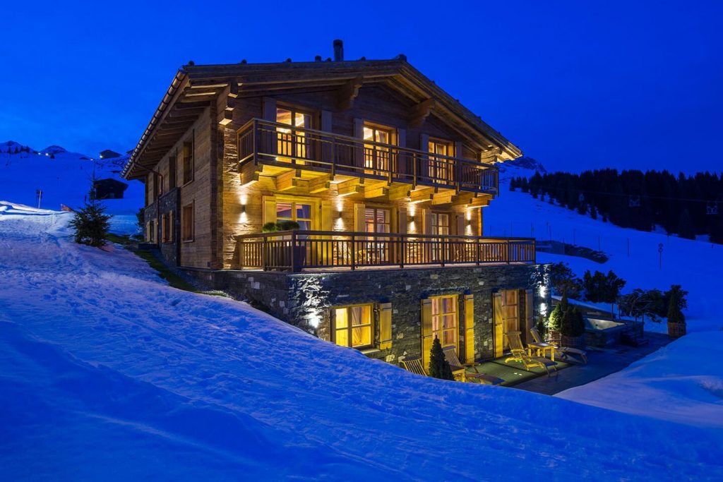 ski in ski out chalet in Lech, Lech luxury chalet, ski holiday in Lech