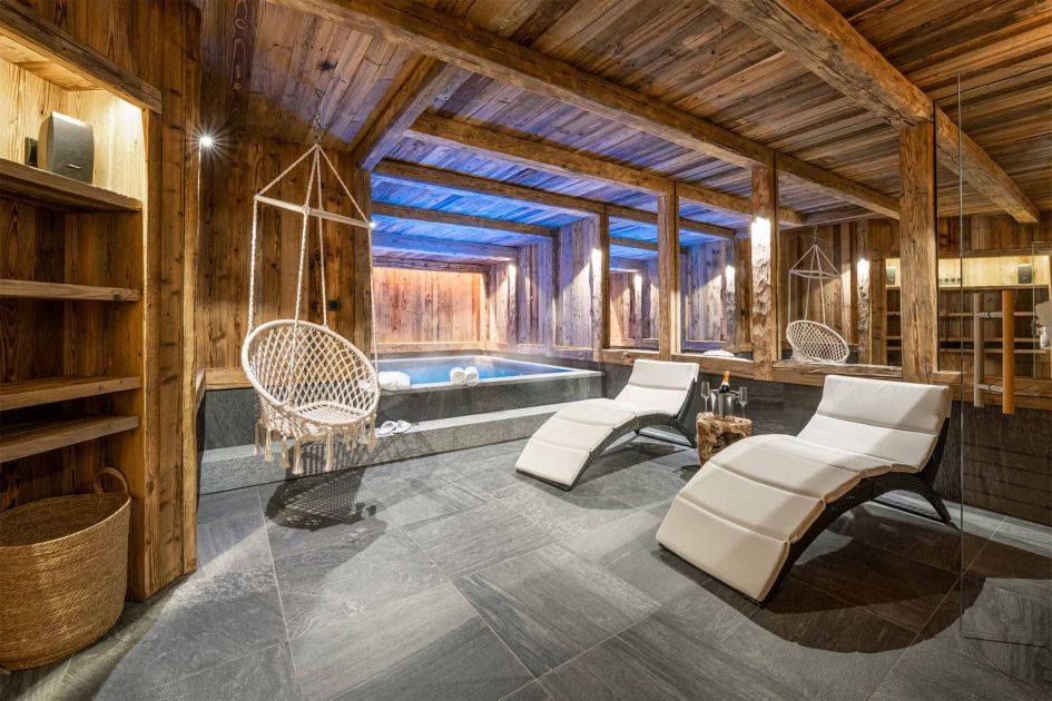 The spa area in Chalet Inuit, one of the chalets in Val d'Isère offering a contactless catered experience.