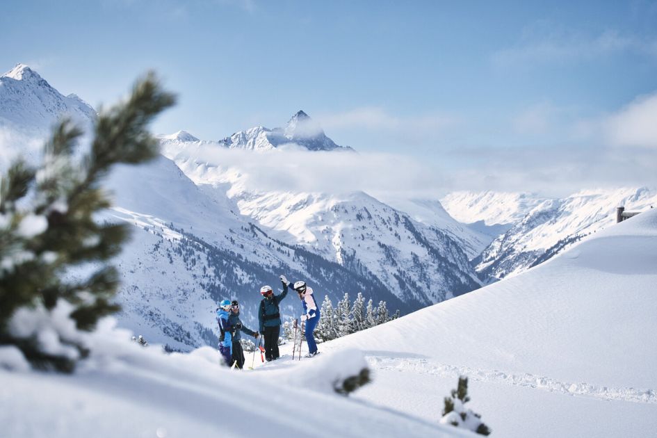 Skiing in St Anton © Patrick Bätz St Anton features 51km of black run skiing - it's clear to see why skiing in St Anton helps to put it on our Top 5 Ski Resorts for Black Run Skiing blog.