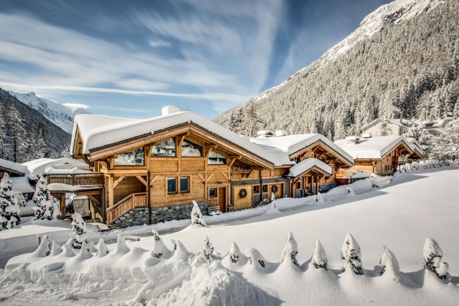 luxury ski chalet in Argentiere, luxury ski chalet for corporate ski trips, luxury chalet in Chamonix 