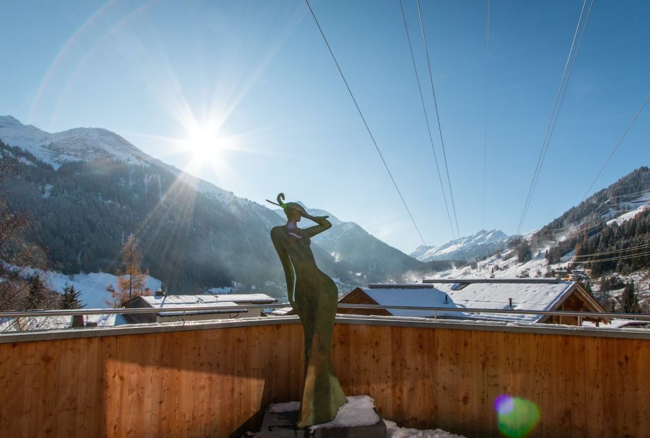 Chalet Artemis A statue of Artemis, the Greek Goddess from which Chalet Artemis takes its name, on the top floor sun terrace of this luxury chalet in St Anton.