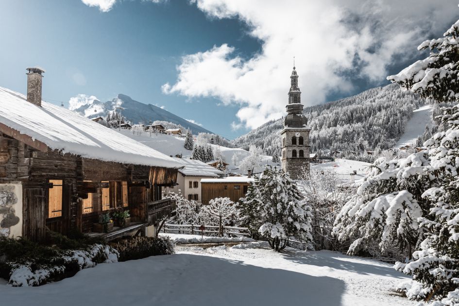 La Clusaz is a traditional and charming ski resort in the French Alps, which looks pretty in its snow blanket and rustic church tower.