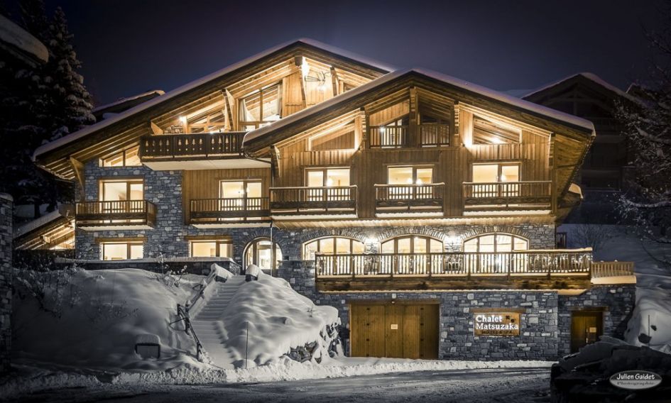 The exterior shot of the luxury chalet/hotel in La Rosière.