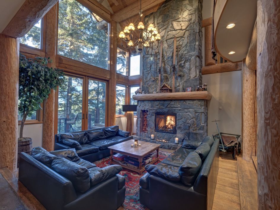 The living room of Horstman 4930 in Whistler. 