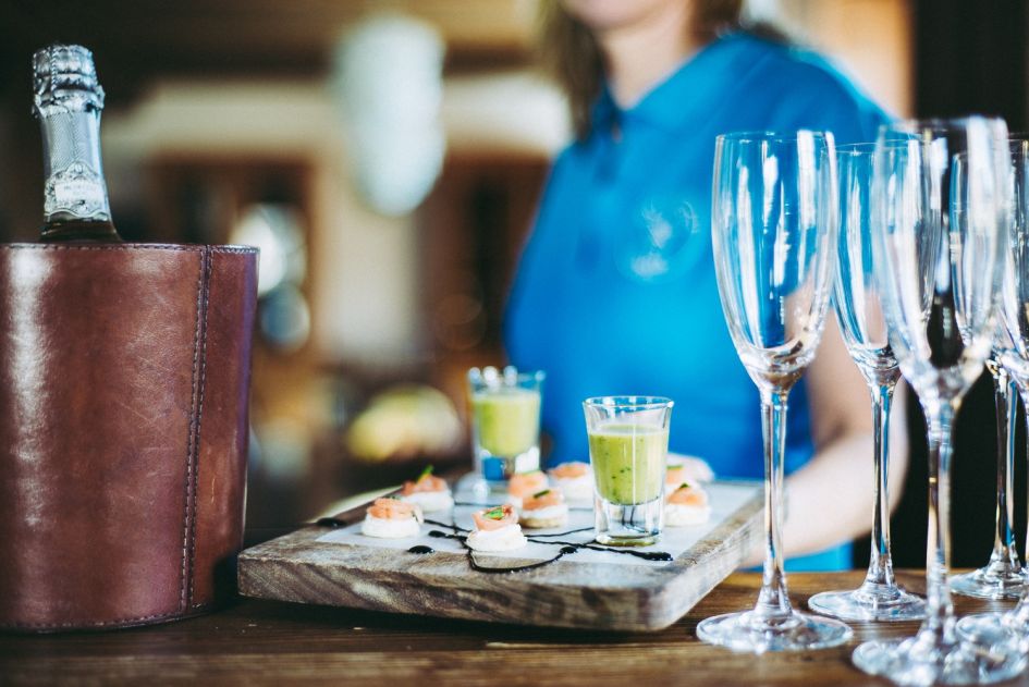 Catered Service at Le Loup Blanc Catered service at luxury chalet in Courchevel Le Praz, Le Loup Blanc