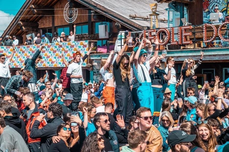 Après ski at La Folie Douce - Credit: Le Loup Blanc Après ski in Courchevel at the famous La Folie Douce for the ultimate ski party.