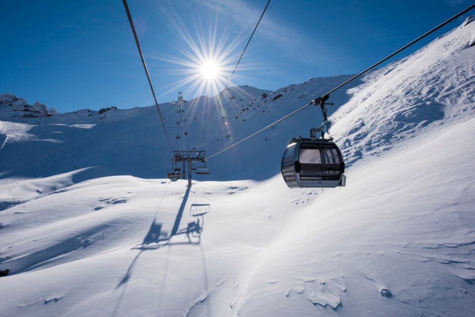 Verbier ski holidays present picturesque and breathtaking landscapes, and there's no way to enjoy a New Year's holiday in Verbier than letting this operator's concierge team plan your holiday needs for you.