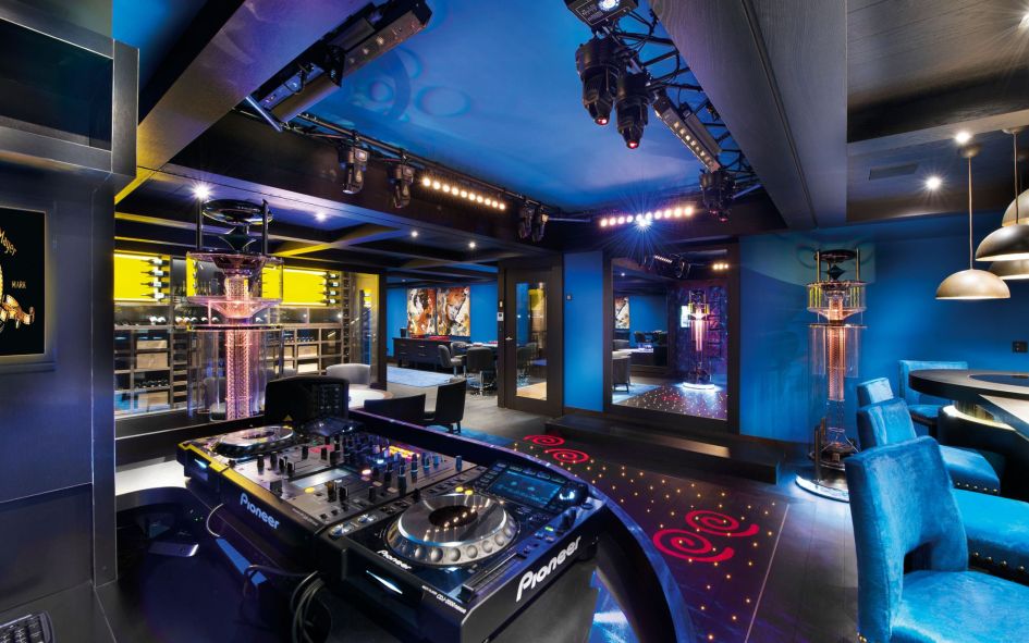 The nightclub at Le Petit Palais, one of the more unique facilities of this luxury chalet in Courchevel 1850.