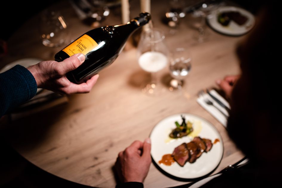 Gourmet food in Soldeu in the Clicquot Bubble Experience.