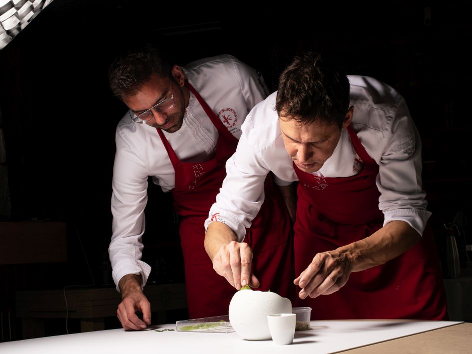 Sébastien Vauxion putting the finishing touches on a dish at Le Sarkara, a 2 Michelin Star restaurant in Courchevel 1850.