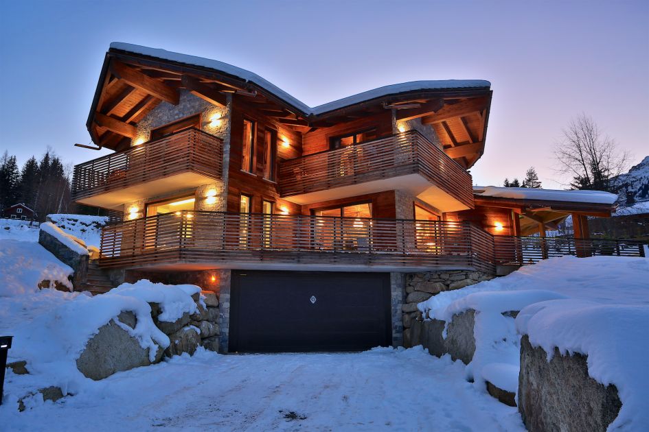 Exterior of Chalet Alta in Chamonix. Elevated with some beautiful mountain views.